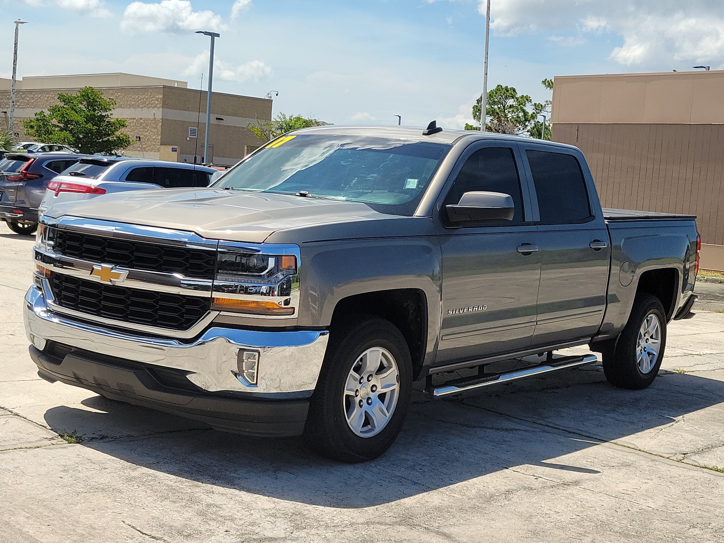 chevrolet silverado 1500 2017 3GCPCREH9HG308056 image chevrolet silverado 1500 2017 3GCPCREH9HG308056 image